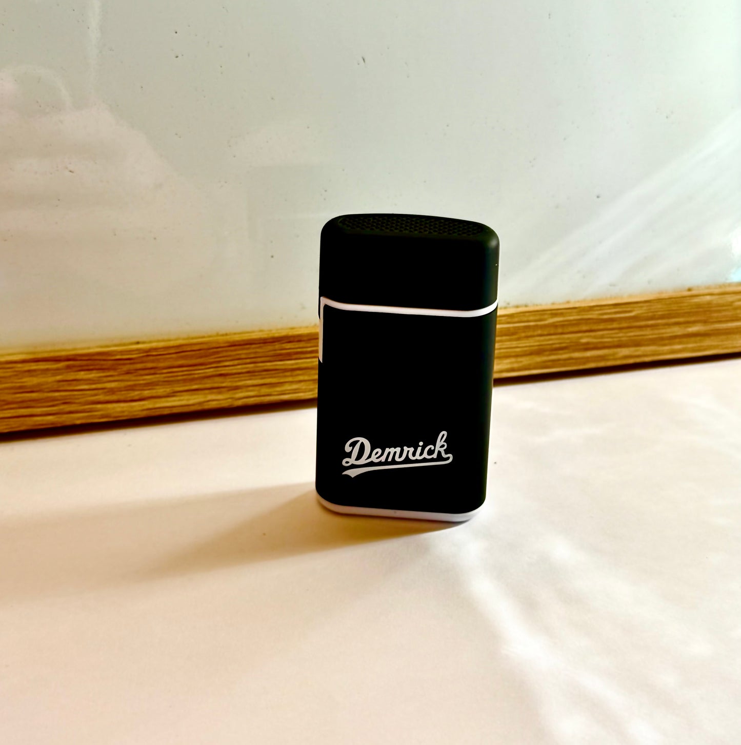 "Demrick" Wind Proof Lighter *** Includes Free Gift ***